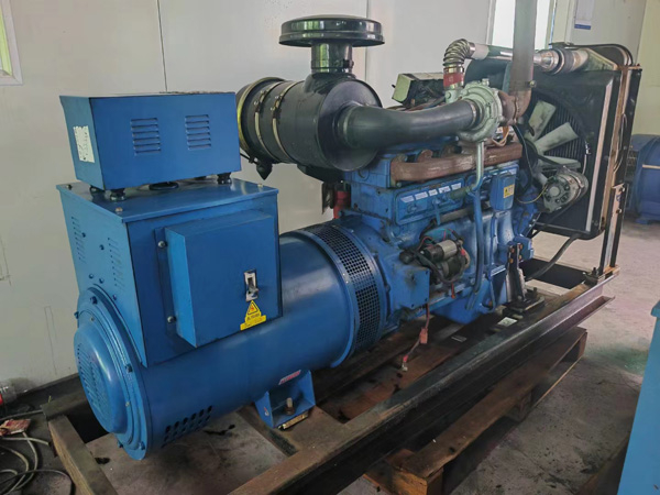 临猗100kW柴油发电机组使用多级机油有哪些优缺点？