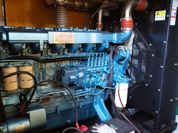 临猗磷酸铁锂蓄电池的使用寿命与哪些因素有关？